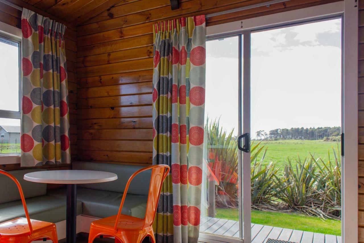 Little Wanganui Hotel エクステリア 写真